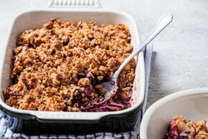 Healthy Recipes with Summer Produce mixed berry crisp