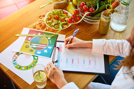 A Healthier Holiday Season: Part 2 with AVH Dietitians