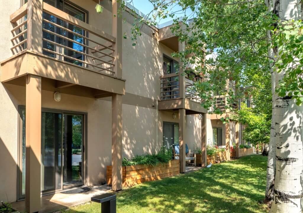 exterior of the Whitcomb Terrace retirement community and senior living facility